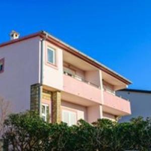 Apartmani Nikolina Ražanac 外观 照片