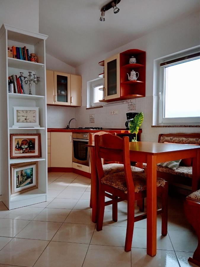Apartmani Nikolina Ražanac 外观 照片